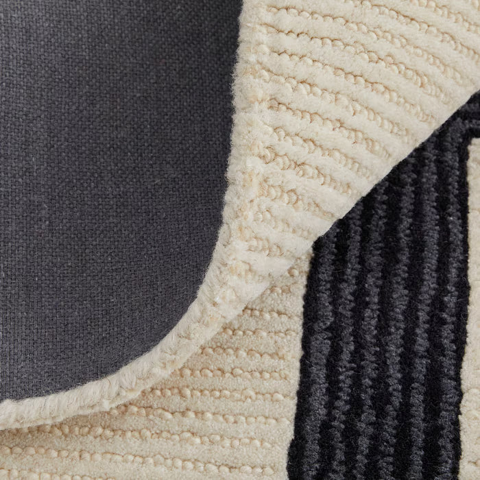 Maguire 8899F Ivory Gray Area Rug